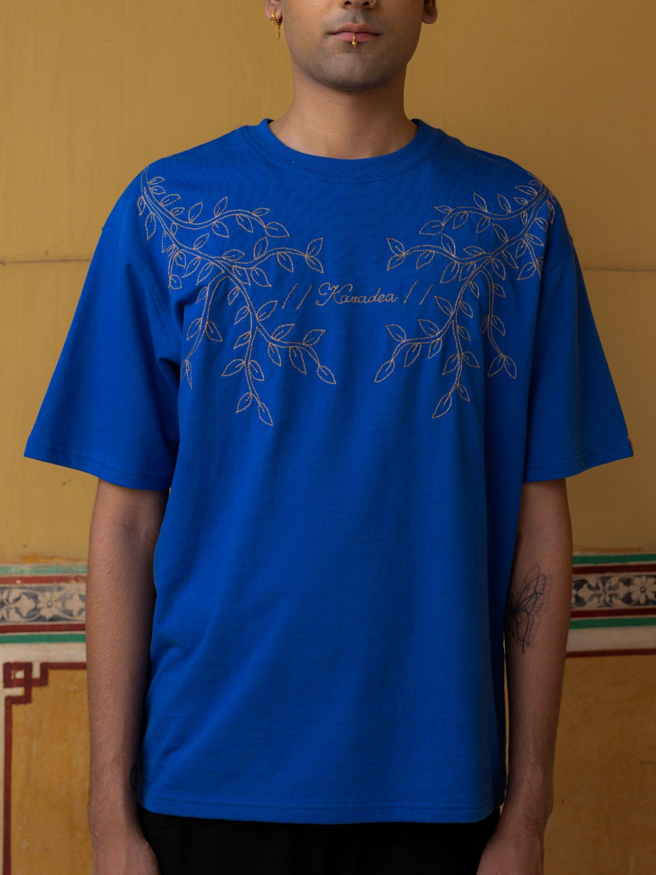 Shining Zari Vine Tee