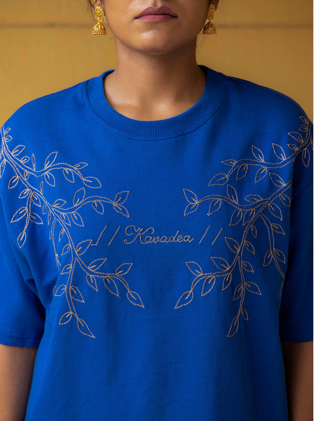 Shining Zari Vine Tee